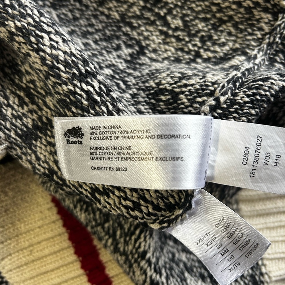 Roots Cabin Crew Neck Sweater Boxy Iconic Canada Large - Picture 5 of 7